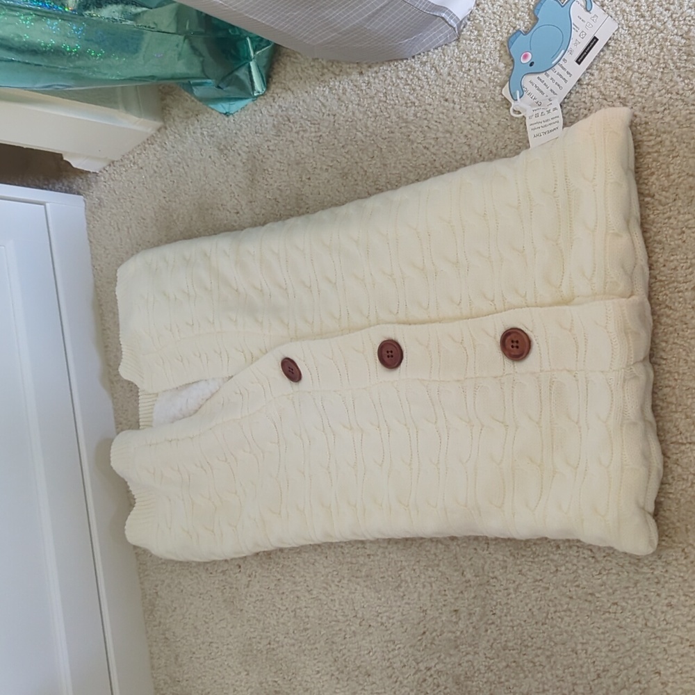 XMWEALTHY Blanket NWT